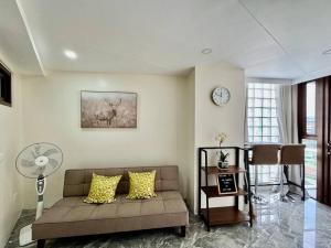 Χώρος καθιστικού στο Modern Flats at Cityhub