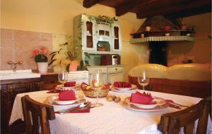 Fotografie z fotogalerie ubytování Holiday Home Frki V v destinaci Juradi