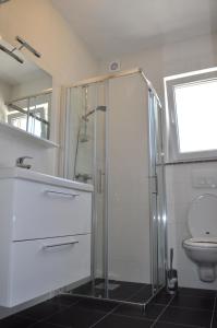 Salle de bains dans l'établissement Apartments Sandro