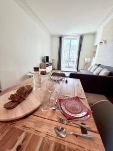 Χώρος καθιστικού στο Le Dangeau Elégance et Modernité proche Château +13 φωτογραφίες