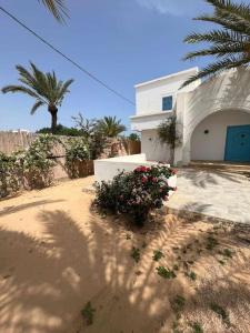 Το κτήριο όπου στεγάζεται  η βίλα