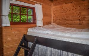 Postel nebo postele na pokoji v ubytování 3 Bedroom Stunning Home In Rjukan