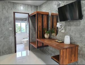 TV a/nebo společenská místnost v ubytování Life koh tao resort