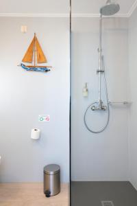 A bathroom at Margado
