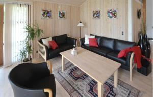 Posezení v ubytování Holiday Home Grenaa 53 Denmark