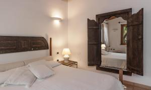 Gallery image of Villa Su Tauloni in Is Molas 