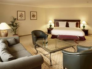 Ένα ή περισσότερα κρεβάτια σε δωμάτιο στο Hilton Antwerp Old Town