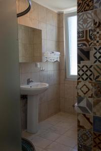 Ένα μπάνιο στο Thasos Blue Apartments  +66 φωτογραφίες