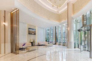 DAMAC Maison Distinction的电视和/或娱乐中心