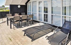 Μπαλκόνι ή βεράντα στο Holiday Home Ellemose Sydals V