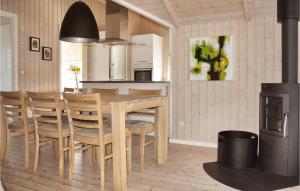 Η κουζίνα ή μικρή κουζίνα στο Holiday Home Ellemose Sydals V +5 φωτογραφίες