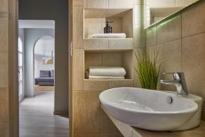 Koupelna v ubytování Butik Art Hotel