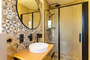 Ένα μπάνιο στο Casa Alotto - Elch Lounge +12 φωτογραφίες