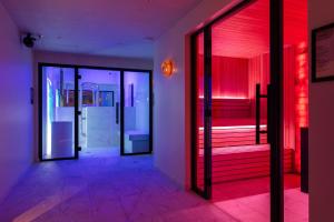 Ki Space Hotel & Spa - near Disneyland Paris客房内的一张或多张床位