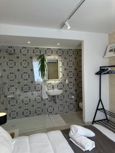 Ruang duduk di Perfect Gozo Escape, It Has It All