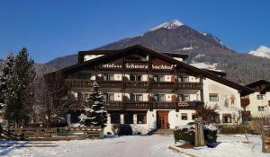 Gallery image of Hotel Schwarzbachhof in Lutago