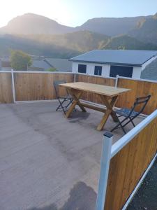 Nespecifikovaný výhled na hory nebo výhled na hory při pohledu z apartmánu