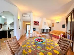 Fotografie z fotogalerie ubytování Villa Tamaris, Campulongu beach v destinaci Campu Longu
