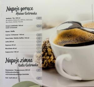 Příslušenství pro přípravu čaje a kávy v ubytování Murena Hotel i Restauracja