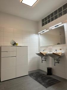 Koupelna v ubytování life-stegersbach Suites