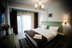 Gallery image of Hanul BRĂTEANU in Suceava +45 photos