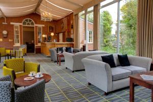 Гостиная зона в Moore Place Hotel, BW Signature Collection