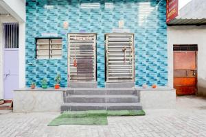 Fotografie z fotogalerie ubytování Hotel O YOUR RESIDENCY v destinaci Ghaziabád