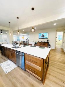 Η κουζίνα ή μικρή κουζίνα στο Bham Bungalow