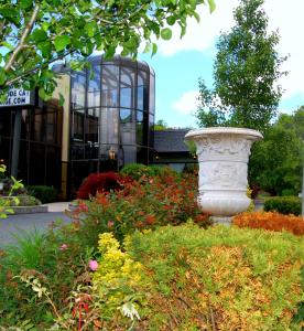 Zahrada ubytování West Gate Inn Nyack