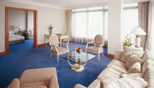 Predel za sedenje v nastanitvi Hilton Colombo Hotel