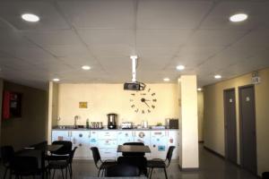 Kuchyň nebo kuchyňský kout v ubytování Hotel Blu Bascuñan