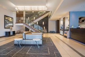 Posezení v ubytování Hilton Minneapolis Bloomington