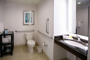 Koupelna v ubytování Hilton Minneapolis Bloomington