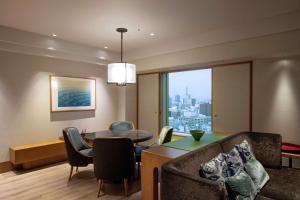 Area soggiorno di Hilton Nagoya Hotel
