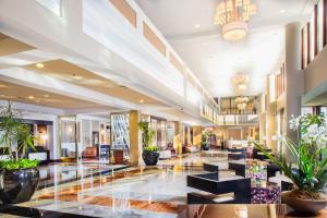 Restaurace v ubytování DoubleTree by Hilton New York-LaGuardia