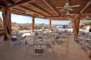 En restaurang eller annat matställe på Park Royal Beach Ixtapa - All Inclusive