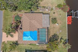 Piscina di Home with pool and canal access to ocean o nelle vicinanze