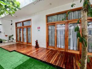Aed väljaspool majutusasutust Galápagos Isabela Hotel Loja