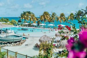 Piscina di 913 Sweety Diamond View o nelle vicinanze