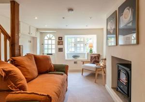 Posezení v ubytování Cosy 2BD Cottage in Oxfordshire - Near Daylesford!