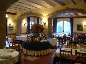 Restaurace v ubytování Masia Del Cadet