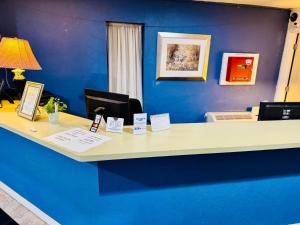 Foto sihtkohas Junction City asuva majutusasutuse Express inn Junction city galeriist