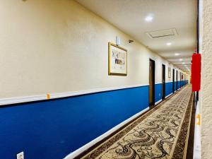 Foto sihtkohas Junction City asuva majutusasutuse Express inn Junction city galeriist