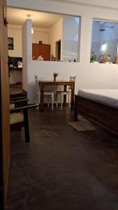 Η κουζίνα ή μικρή κουζίνα στο Acmi Villa