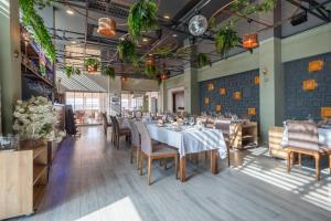 Restaurace v ubytování Parion Hotel