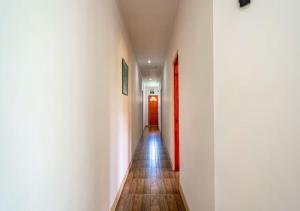 Gambar di galeri bagi Dovass Self Catering Apartments di Takamaka