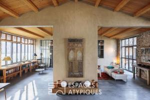 Bilde i galleriet til Loft réhabilité dans une ancienne menuiserie à 1km de la plage i Le Bois-Plage-en-Ré