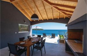 Φωτογραφία από το άλμπουμ του Awesome Home In Karbuni With Sauna σε Prizba