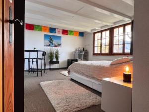 Una cama o camas en una habitación de Himalayan vibes