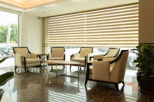Χώρος καθιστικού στο De Swift Hotel